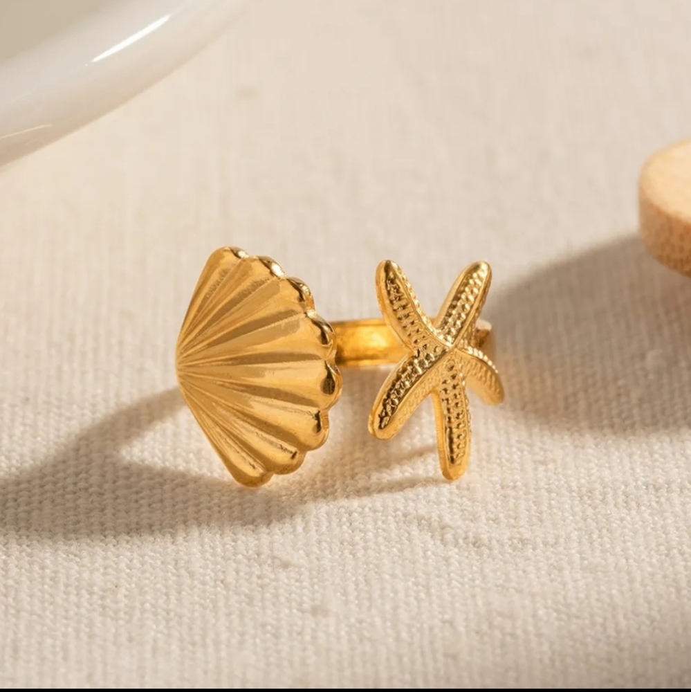 Star Fish Adjustable Size Ring